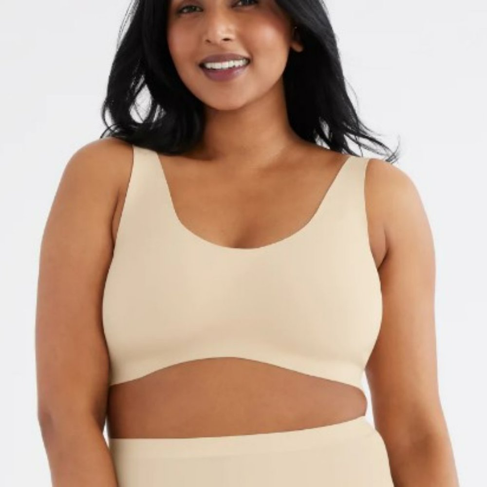 knix Seamless Scoop-Neck Comfort Bra in Nude